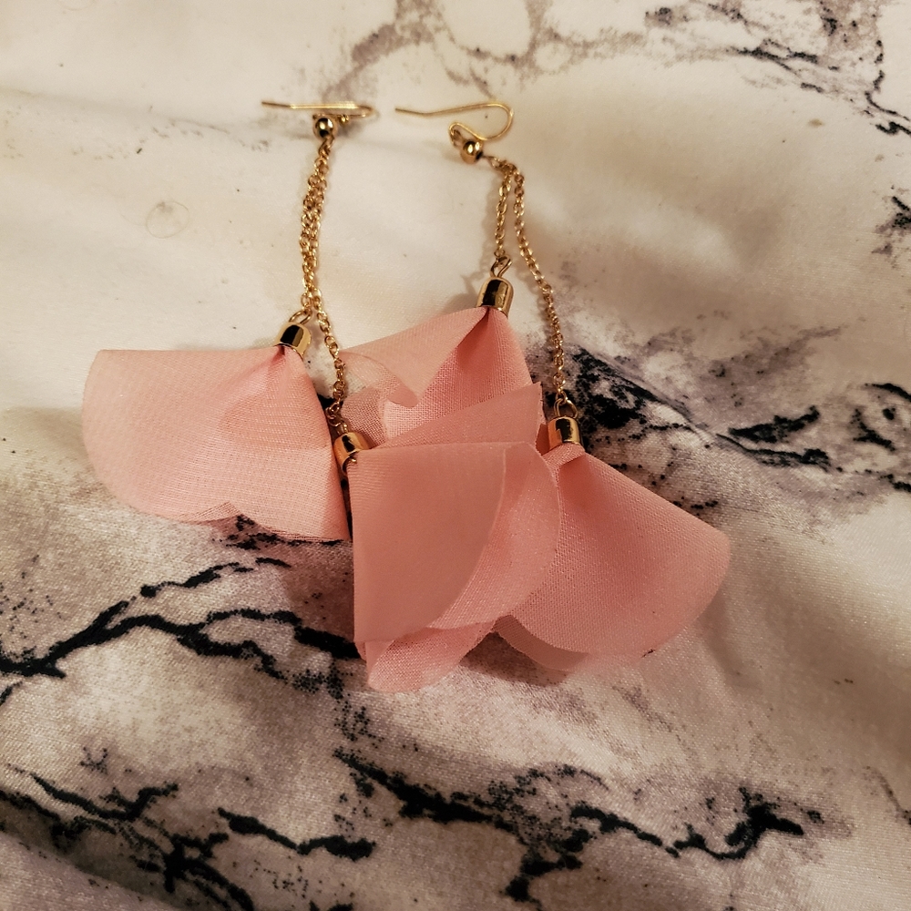 Earings